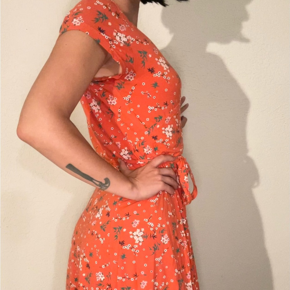🧡 French Large Orange Floral Wrap Tie Mini Dress